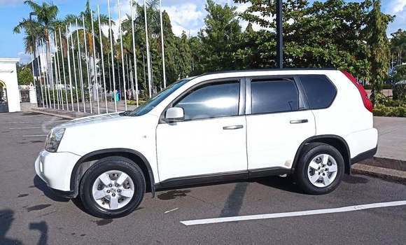 Buy Used Nissan X–Trail White Car in Dili in Dili Buy Used Nissan X–Trail White Car in Dili in Dili