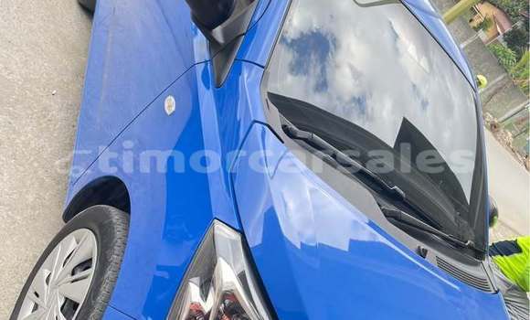 Buy Used Daihatsu Mira Blue Car in Dili in Dili Buy Used Daihatsu Mira Blue Car in Dili in Dili
