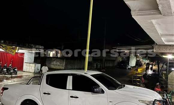 Buy Used Mitsubishi Triton White Car in Dili in Dili Buy Used Mitsubishi Triton White Car in Dili in Dili
