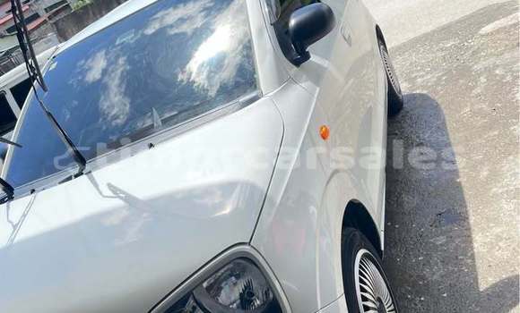 Buy Used Suzuki Alto White Car in Dili in Dili Buy Used Suzuki Alto White Car in Dili in Dili