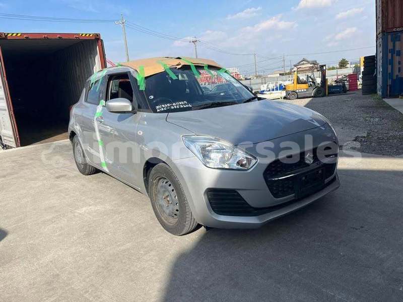 Big with watermark suzuki swift dili dili 3710