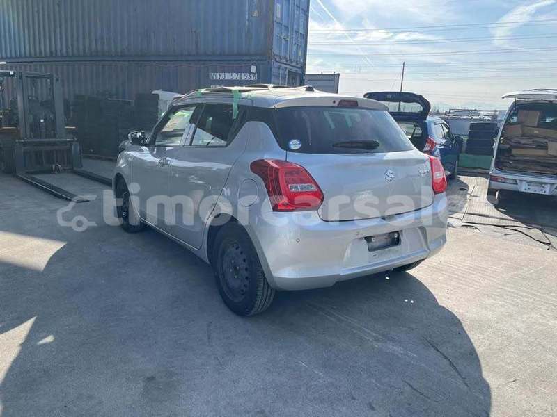 Big with watermark suzuki swift dili dili 3710