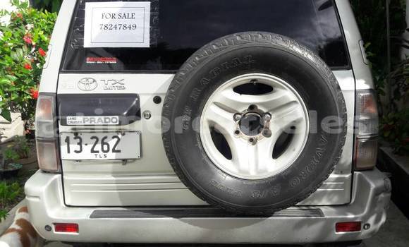 Acheter Occasion Voiture Toyota Land Cruiser Prado Gris à Dili, Dili Acheter Occasion Voiture Toyota Land Cruiser Prado Gris à Dili, Dili