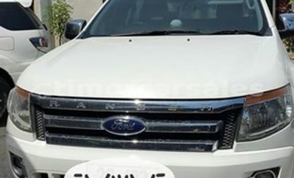 Buy Used Ford Ranger White Car in Dili in Dili