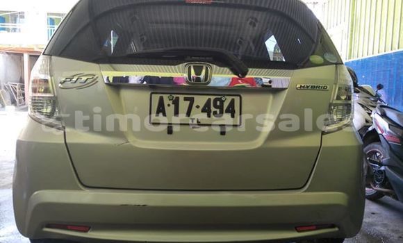 Buy Used Honda Fit Silver Car in Dili in Dili Buy Used Honda Fit Silver Car in Dili in Dili