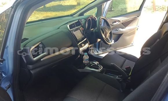 Buy Used Honda Fit Blue Car in Dili in Dili Buy Used Honda Fit Blue Car in Dili in Dili