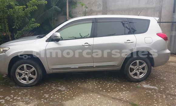 Acheter Occasion Voiture Toyota Vanguard Gris à Dili, Dili Acheter Occasion Voiture Toyota Vanguard Gris à Dili, Dili