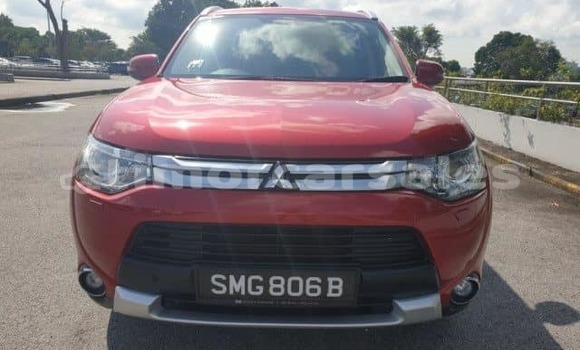 Acheter Occasion Voiture Mitsubishi Outlander Rouge à Dili, Dili Acheter Occasion Voiture Mitsubishi Outlander Rouge à Dili, Dili