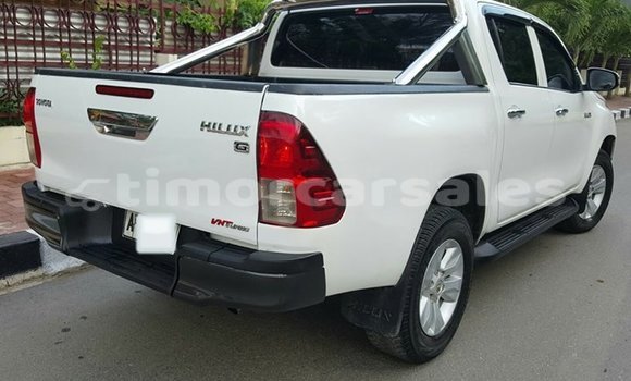 Buy Used Toyota Hilux White Car in Dili in Dili Buy Used Toyota Hilux White Car in Dili in Dili