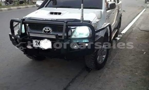 Buy Used Toyota Hilux White Car in Dili in Dili Buy Used Toyota Hilux White Car in Dili in Dili