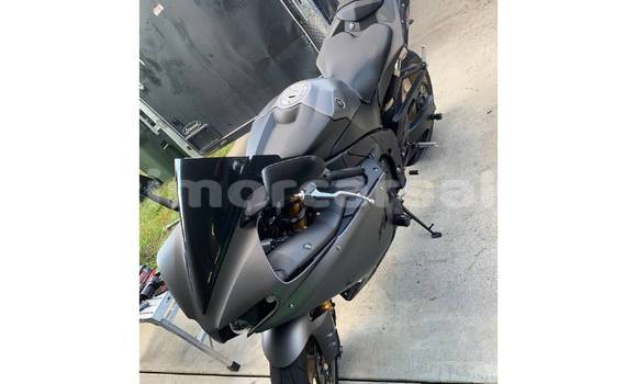 Buy Used Yamaha R1 Beige Bike in Dili in Dili Buy Used Yamaha R1 Beige Bike in Dili in Dili