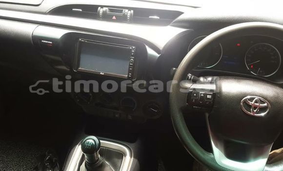 Buy Used Toyota Hilux White Car in Dili in Dili Buy Used Toyota Hilux White Car in Dili in Dili