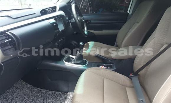 Buy Used Toyota Hilux White Car in Dili in Dili Buy Used Toyota Hilux White Car in Dili in Dili