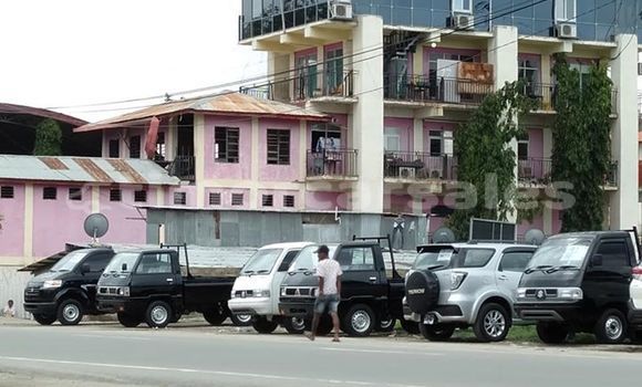 Buy Used Mitsubishi L300 Black Car in Dili in Dili Buy Used Mitsubishi L300 Black Car in Dili in Dili