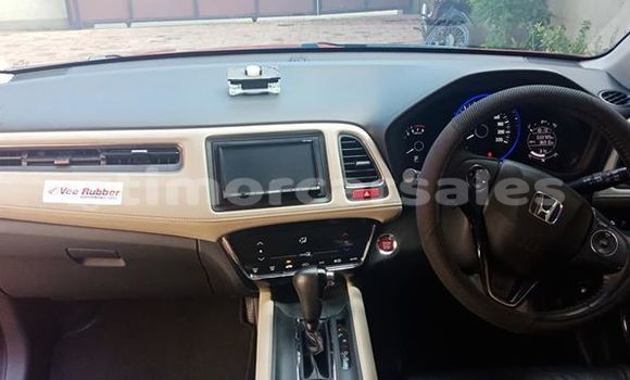 Buy Used Honda Hr–v Red Car in Dili in Dili Buy Used Honda Hr–v Red Car in Dili in Dili