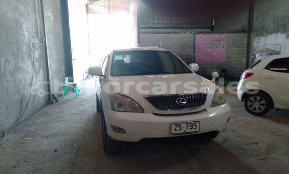 Buy Used Lexus RX White Car in Dili in Dili