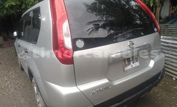 Buy Used Nissan X–Trail Silver Car in Dili in Dili Buy Used Nissan X–Trail Silver Car in Dili in Dili