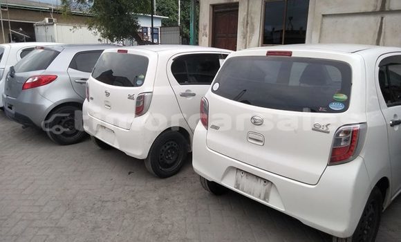 Buy Used Daihatsu Mira White Car in Dili in Dili Buy Used Daihatsu Mira White Car in Dili in Dili