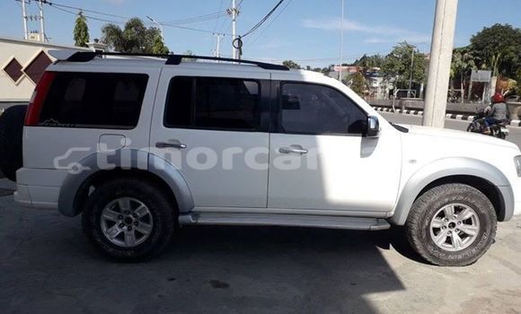 Buy Used Ford Everest White Car in Dili in Dili