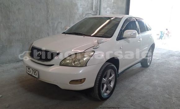 Buy Used Lexus RX White Car in Dili in Dili