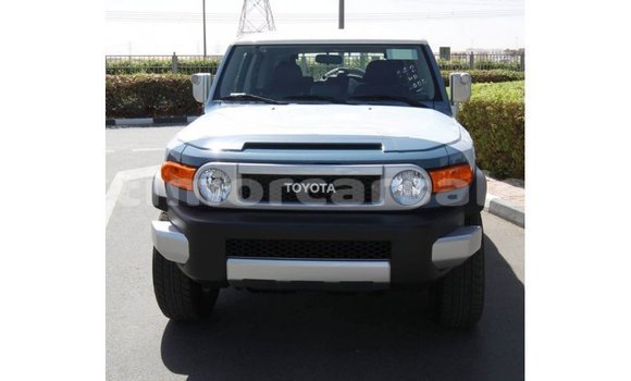 Buy Import Toyota FJ Cruiser Blue Car in Import - Dubai in Aileu Buy Import Toyota FJ Cruiser Blue Car in Import - Dubai in Aileu