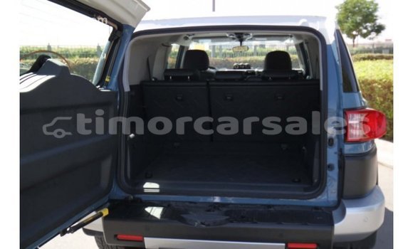 Buy Import Toyota FJ Cruiser Blue Car in Import - Dubai in Aileu Buy Import Toyota FJ Cruiser Blue Car in Import - Dubai in Aileu