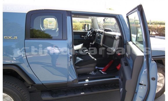 Buy Import Toyota FJ Cruiser Blue Car in Import - Dubai in Aileu Buy Import Toyota FJ Cruiser Blue Car in Import - Dubai in Aileu