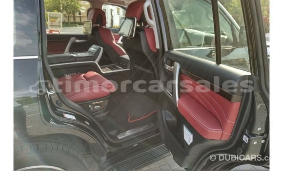 Buy Import Toyota Land Cruiser Black Car in Import - Dubai in Aileu Buy Import Toyota Land Cruiser Black Car in Import - Dubai in Aileu