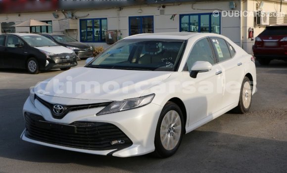 Buy Import Toyota Camry White Car in Import - Dubai in Aileu Buy Import Toyota Camry White Car in Import - Dubai in Aileu