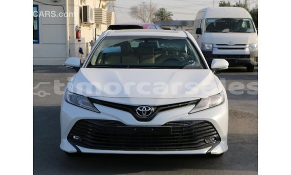 Buy Import Toyota Camry White Car in Import - Dubai in Aileu Buy Import Toyota Camry White Car in Import - Dubai in Aileu