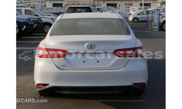Buy Import Toyota Camry White Car in Import - Dubai in Aileu Buy Import Toyota Camry White Car in Import - Dubai in Aileu