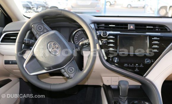 Buy Import Toyota Camry White Car in Import - Dubai in Aileu Buy Import Toyota Camry White Car in Import - Dubai in Aileu