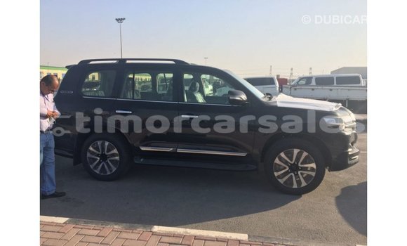 Buy Import Toyota Land Cruiser Black Car in Import - Dubai in Aileu Buy Import Toyota Land Cruiser Black Car in Import - Dubai in Aileu