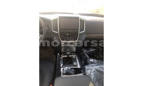Buy Import Toyota Land Cruiser Black Car in Import - Dubai in Aileu Buy Import Toyota Land Cruiser Black Car in Import - Dubai in Aileu