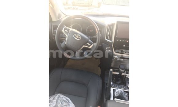 Buy Import Toyota Land Cruiser Black Car in Import - Dubai in Aileu Buy Import Toyota Land Cruiser Black Car in Import - Dubai in Aileu