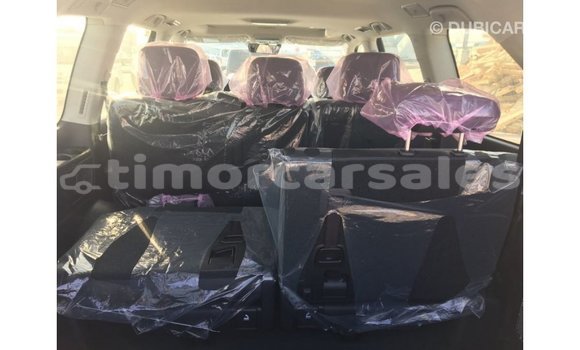 Buy Import Toyota Land Cruiser Black Car in Import - Dubai in Aileu Buy Import Toyota Land Cruiser Black Car in Import - Dubai in Aileu