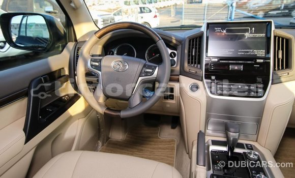 Buy Import Toyota Land Cruiser Black Car in Import - Dubai in Aileu Buy Import Toyota Land Cruiser Black Car in Import - Dubai in Aileu