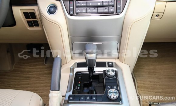 Buy Import Toyota Land Cruiser Black Car in Import - Dubai in Aileu Buy Import Toyota Land Cruiser Black Car in Import - Dubai in Aileu