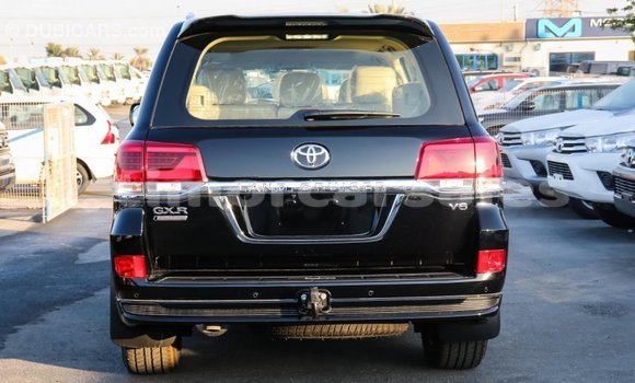 Buy Import Toyota Land Cruiser Black Car in Import - Dubai in Aileu Buy Import Toyota Land Cruiser Black Car in Import - Dubai in Aileu