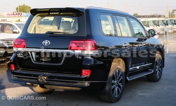 Buy Import Toyota Land Cruiser Black Car in Import - Dubai in Aileu Buy Import Toyota Land Cruiser Black Car in Import - Dubai in Aileu