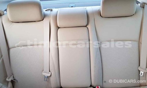 Buy Import Lexus ES White Car in Import - Dubai in Aileu Buy Import Lexus ES White Car in Import - Dubai in Aileu
