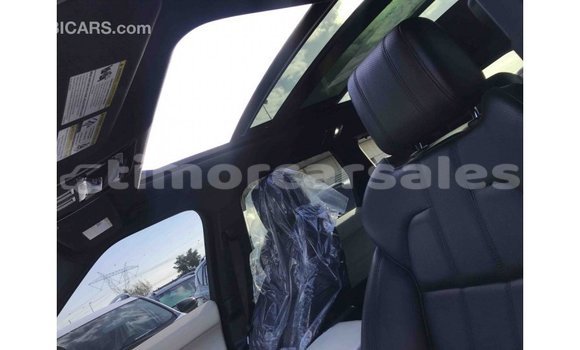 Buy Import Land Rover Range Rover White Car in Import - Dubai in Aileu