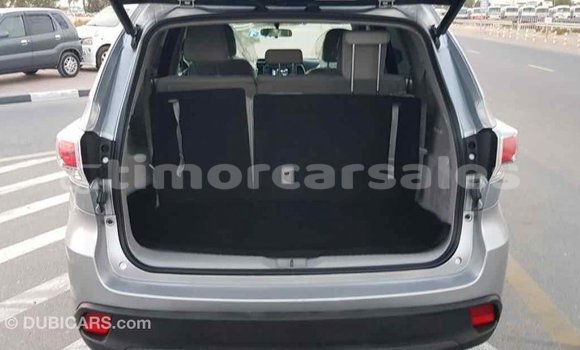 Buy Import Toyota Highlander Other Car in Import - Dubai in Aileu Buy Import Toyota Highlander Other Car in Import - Dubai in Aileu