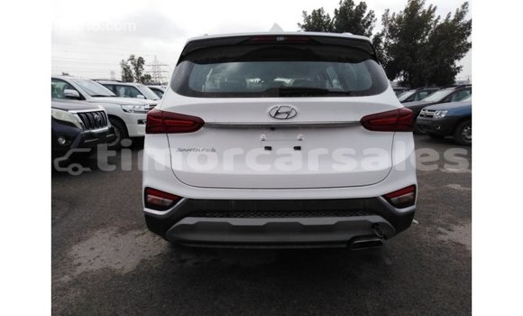 Buy Import Hyundai Santa Fe White Car in Import - Dubai in Aileu Buy Import Hyundai Santa Fe White Car in Import - Dubai in Aileu