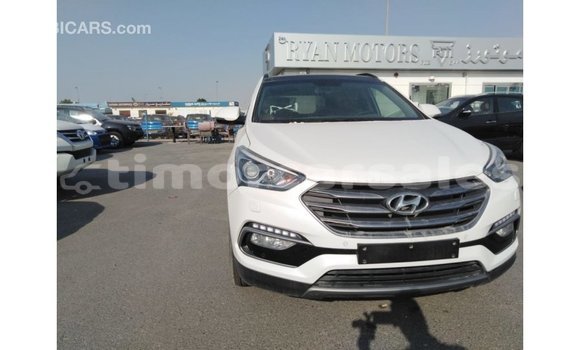 Buy Import Hyundai Santa Fe White Car in Import - Dubai in Aileu Buy Import Hyundai Santa Fe White Car in Import - Dubai in Aileu