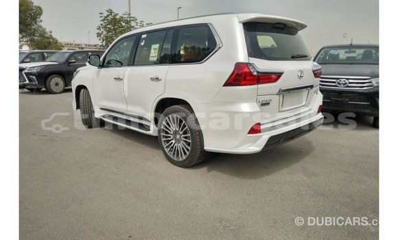 Buy Import Lexus LX White Car in Import - Dubai in Aileu Buy Import Lexus LX White Car in Import - Dubai in Aileu