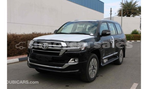 Buy Import Toyota Land Cruiser Black Car in Import - Dubai in Aileu Buy Import Toyota Land Cruiser Black Car in Import - Dubai in Aileu