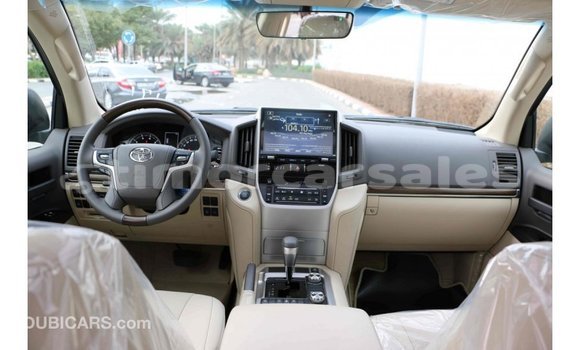 Buy Import Toyota Land Cruiser Black Car in Import - Dubai in Aileu Buy Import Toyota Land Cruiser Black Car in Import - Dubai in Aileu