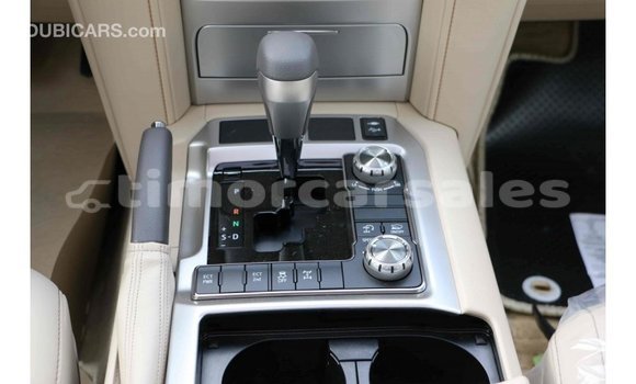 Buy Import Toyota Land Cruiser Black Car in Import - Dubai in Aileu Buy Import Toyota Land Cruiser Black Car in Import - Dubai in Aileu