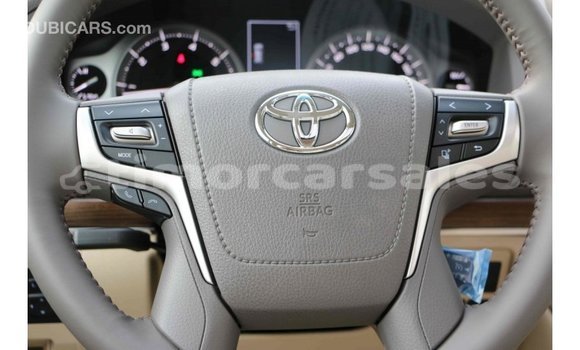 Buy Import Toyota Land Cruiser Black Car in Import - Dubai in Aileu Buy Import Toyota Land Cruiser Black Car in Import - Dubai in Aileu
